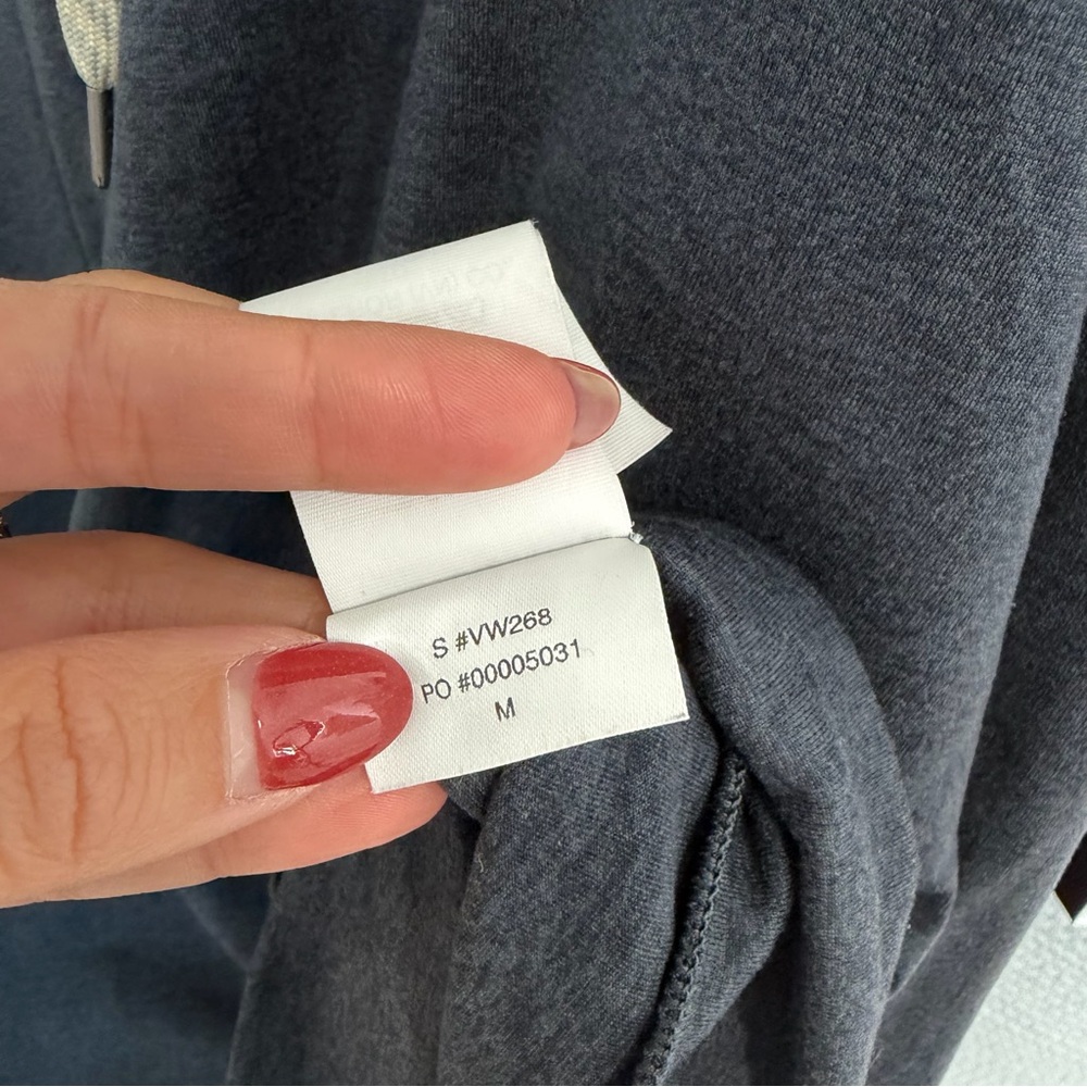 VUORI Halo Performance Zip-Up Hoodie Size Medium - Picture 7 of 7